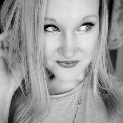 Photo of Jennifer Hartmann