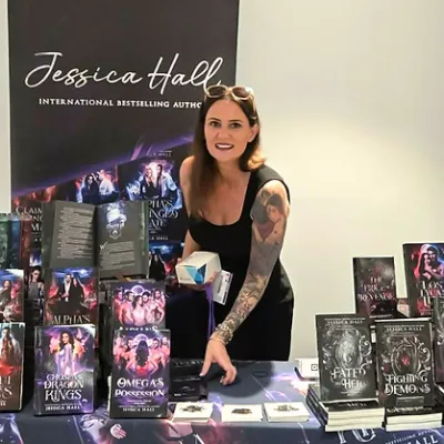 Photo of Jessica Hall